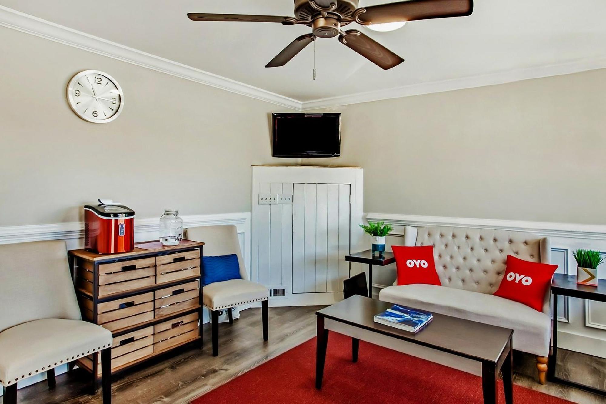 Oyo Hotel Ridgeland East Экстерьер фото